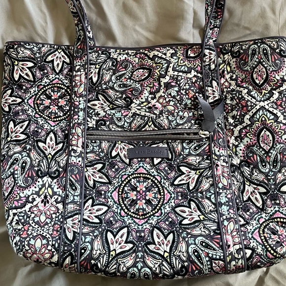 Vera Bradley Large Tote Bag - Picture 1 of 4